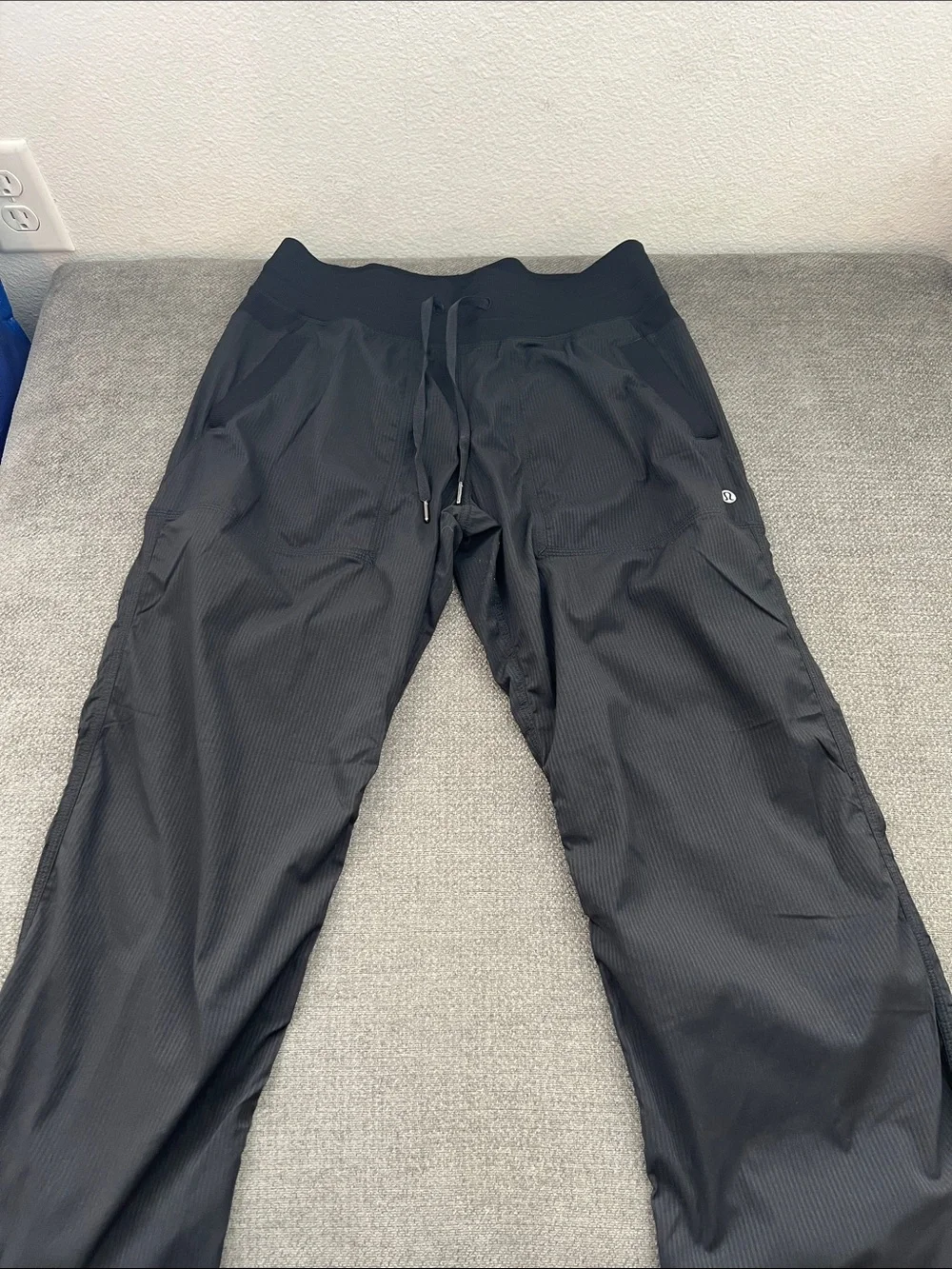 lululemon athletica Black Women's Lightweight Jogger Pants